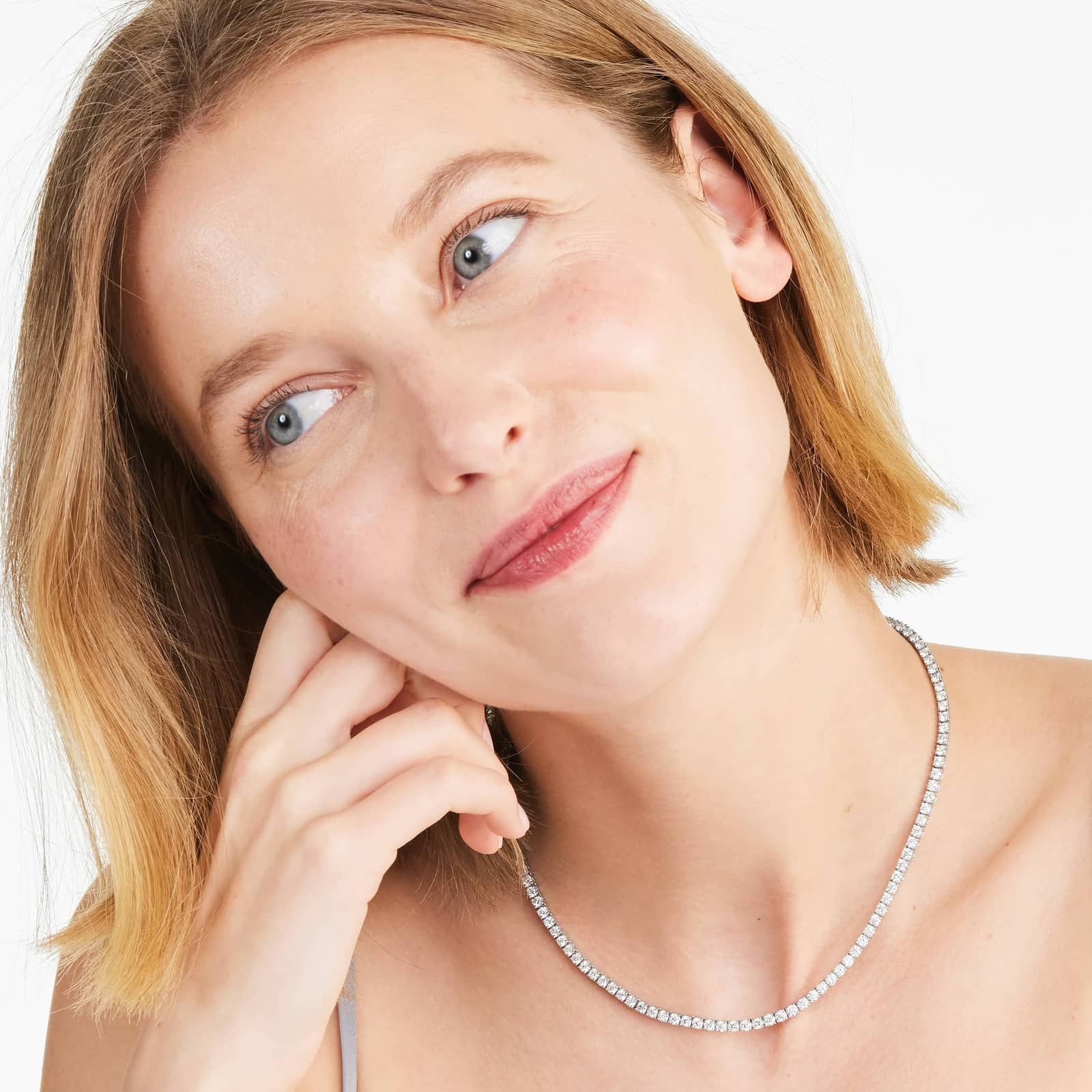 Pırlanta Suyolu Kolye